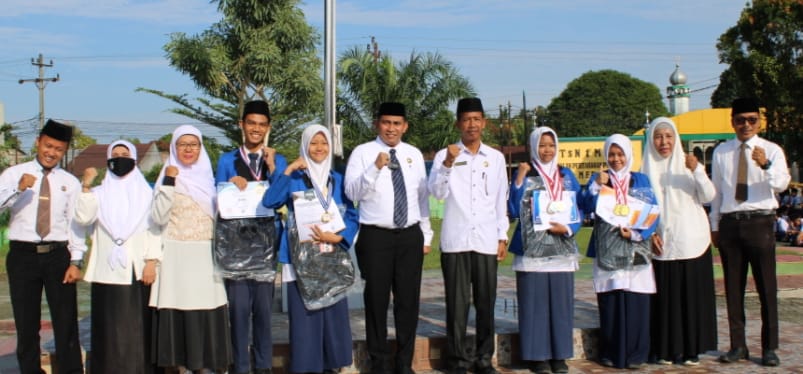 Kabid Penmad Kanwil Kemenagsu Apresiasi Siswa MTsN 1 Medan