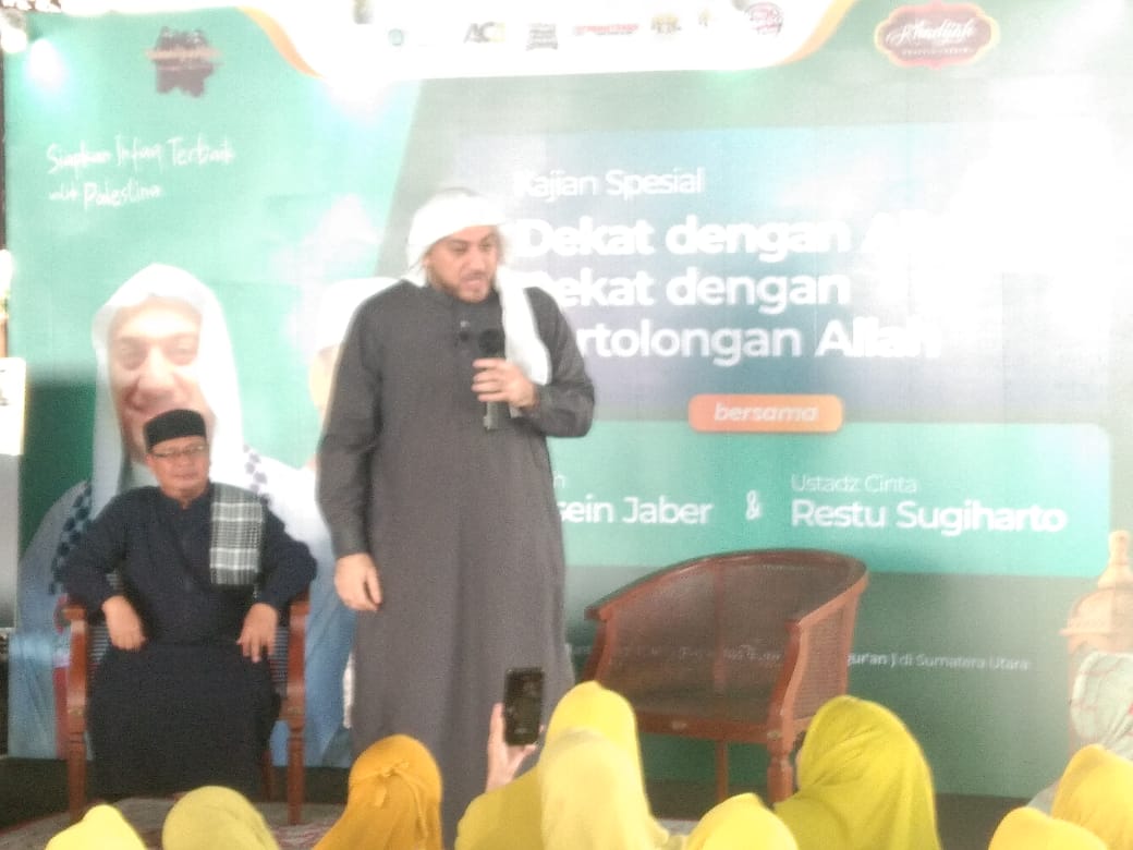 Safari Dakwah Syaikh Husein Zabber ke Majelis Taklim Khadijah Himpun Infak Puluhan Juta Untuk Palestina