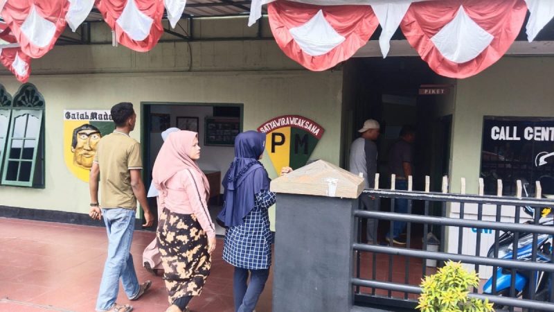 Rumah Dirusak Pria Bersenjata Api, Warga Bagandeli Datangi Kantor PM Belawan