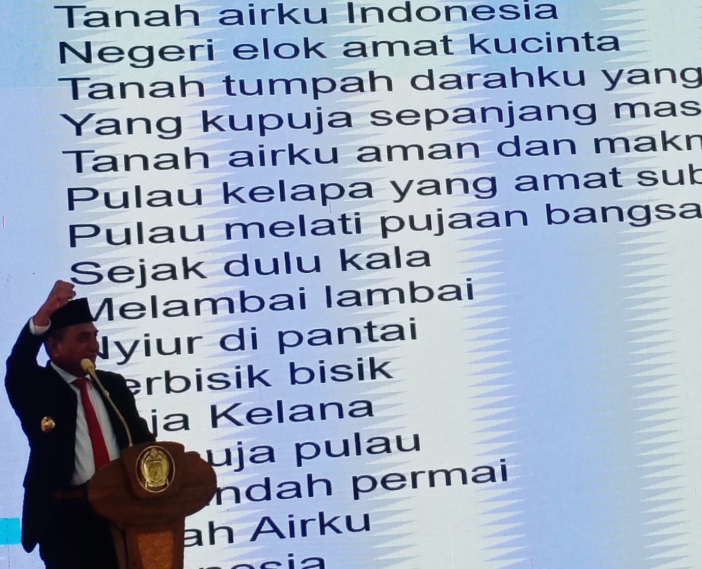 Lagu Rayuan Pulau Kelapa Tutup Pidato Gubsu Temu Ramah