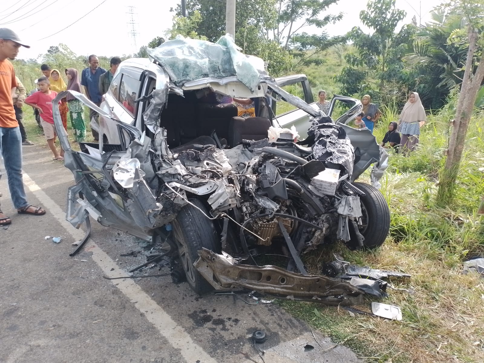 Di Bener Meriah, Fuso Dan Avanza Laga Kambing 5 Orang Meninggal Dunia