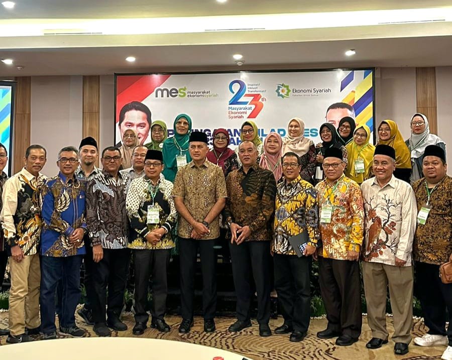 Milad Ke-23, MES Sumut Santuni Anak Yatim Dan Gelar Raker