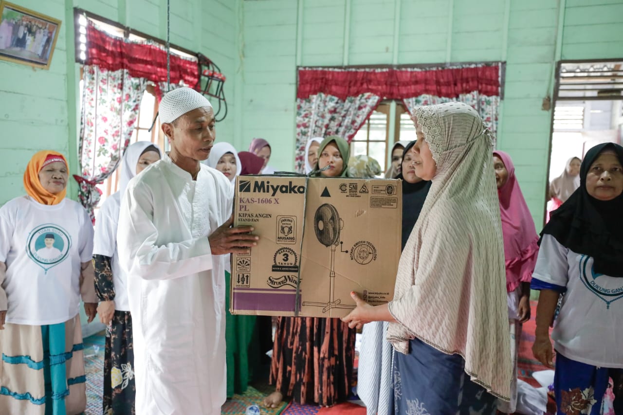Tuan Guru Ganjar Ajarkan Warga Tapanuli Selatan Cara Bersuci dari Hadas
