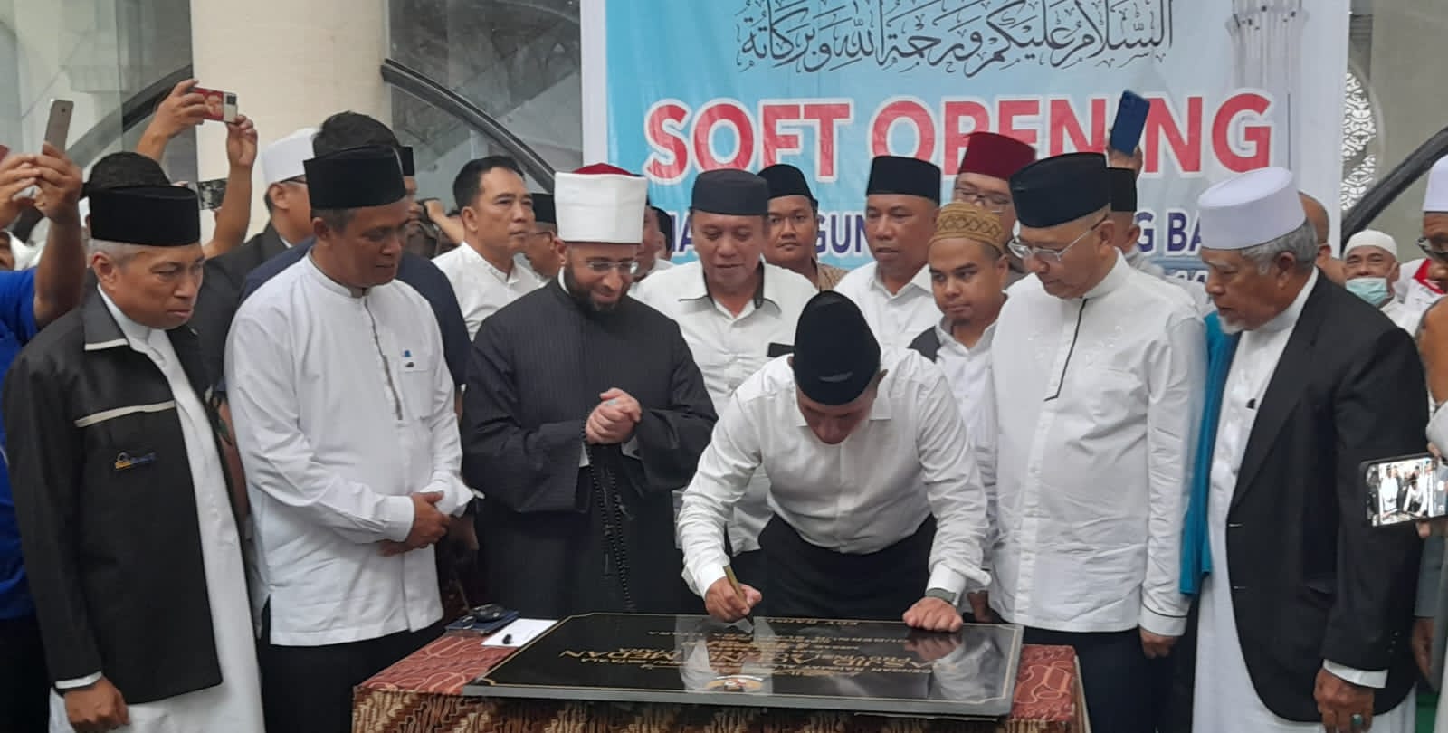 Gubsu Berharap Masjid Agung Tempat Mempersatukan Masyarakat