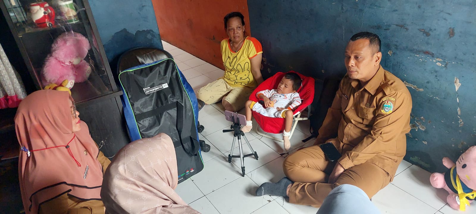 Gubernur Edy Melalui Dinkes Sumut Bantu Balita Gizi Kurang di Medan Denai