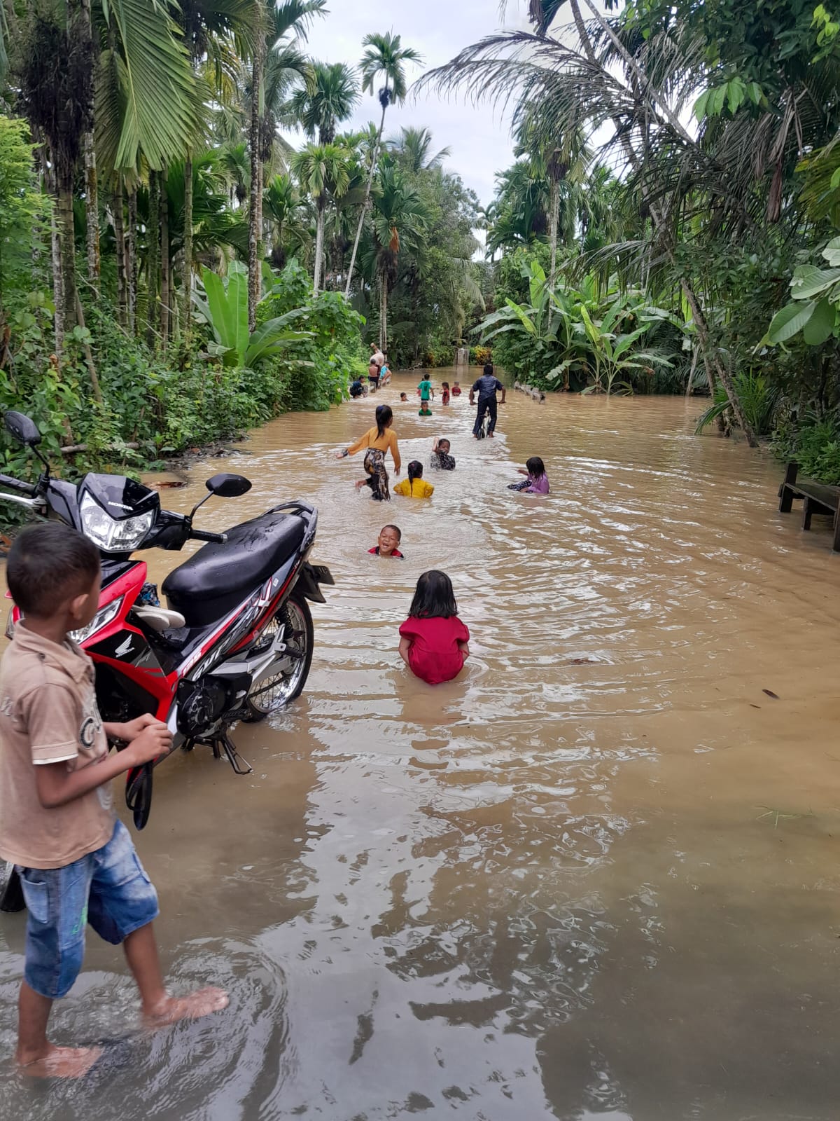 Sungai Meluap, Seribuan Warga Aceh Utara Mengungsi