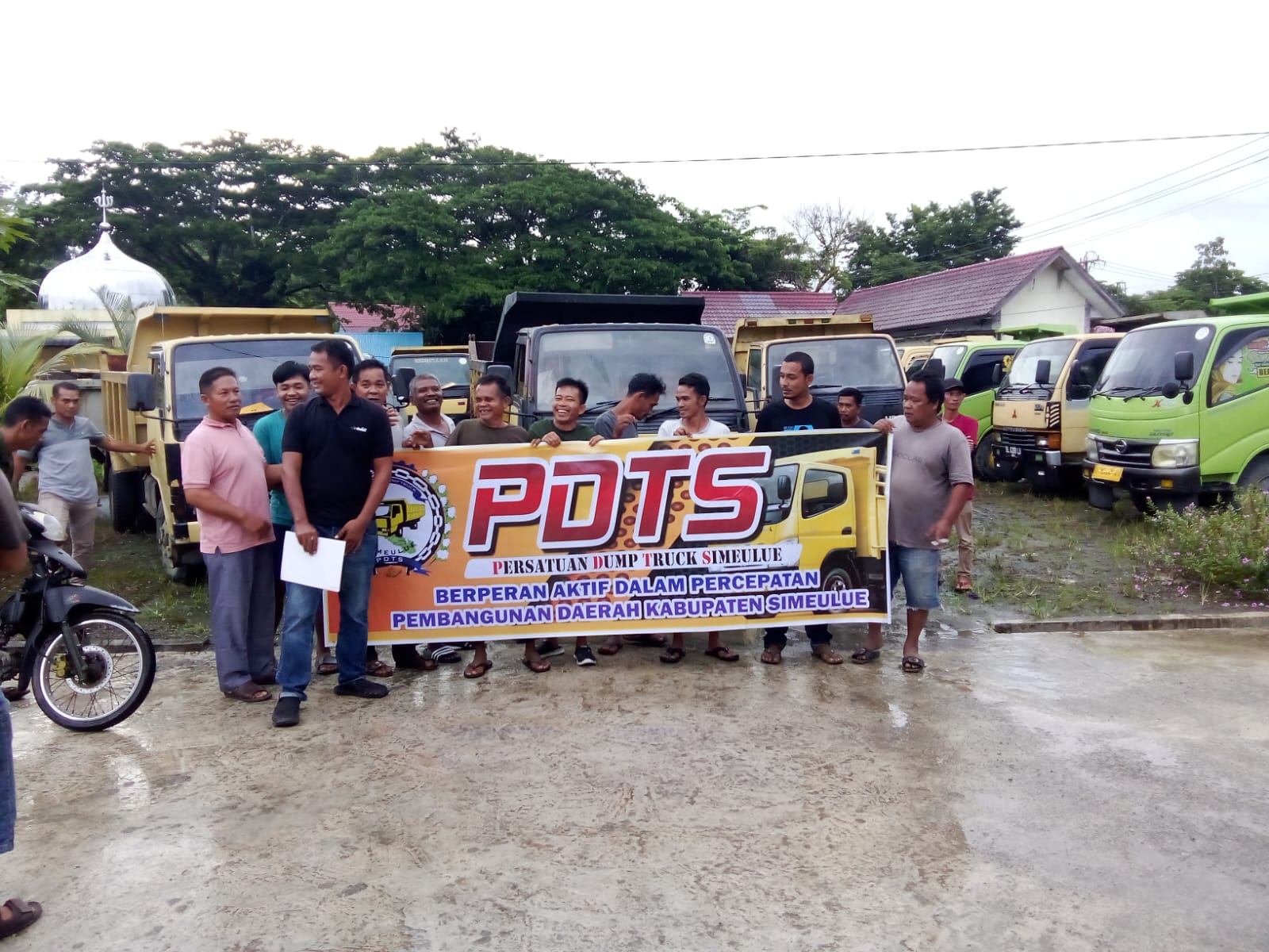 Bawa Dump Truck, PDTS Audiensi Ke DPRK Simeulue