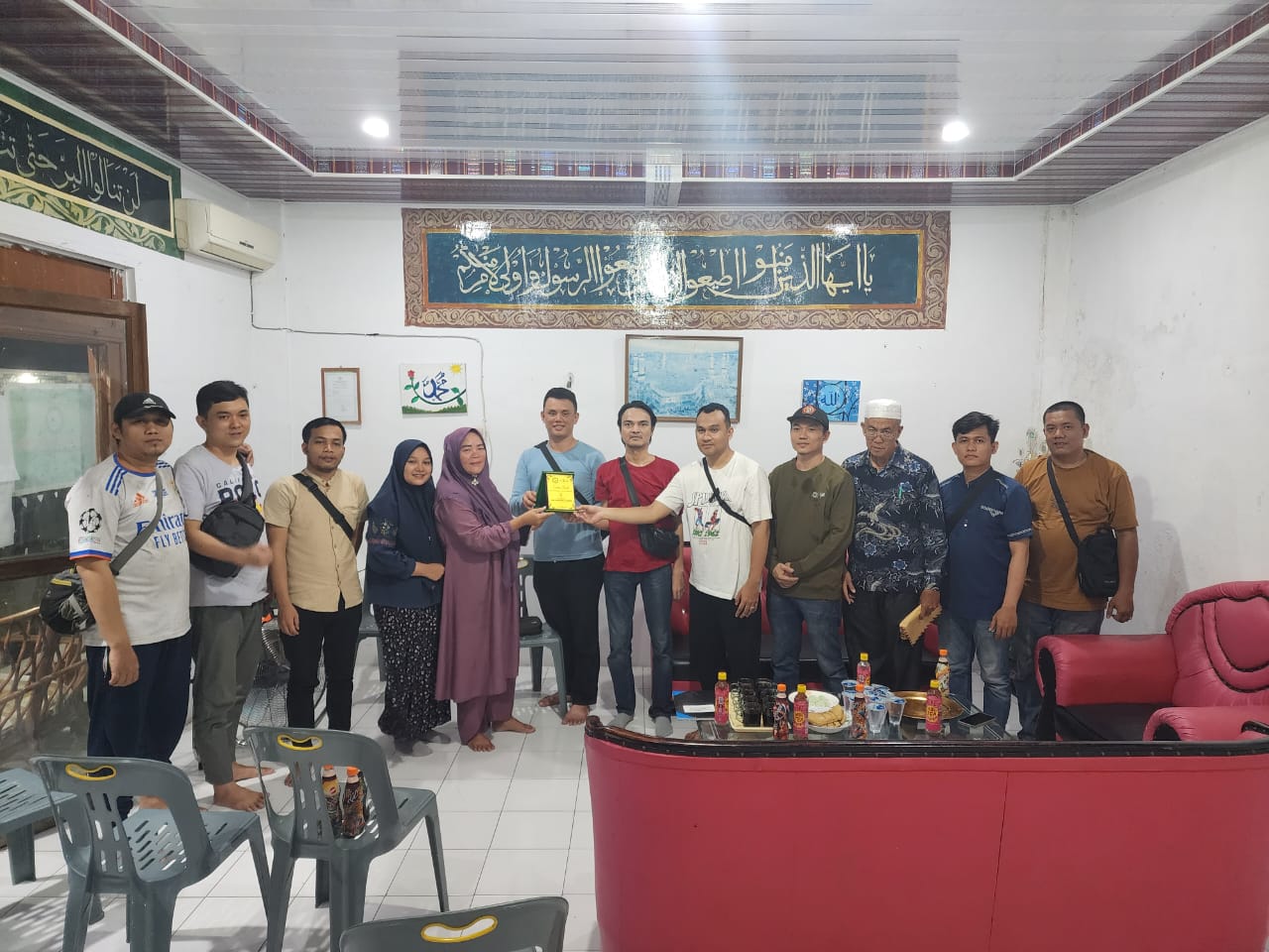 KNCI Medan Serahkan Bantuan Ke Pondok Pesantren Saifullah