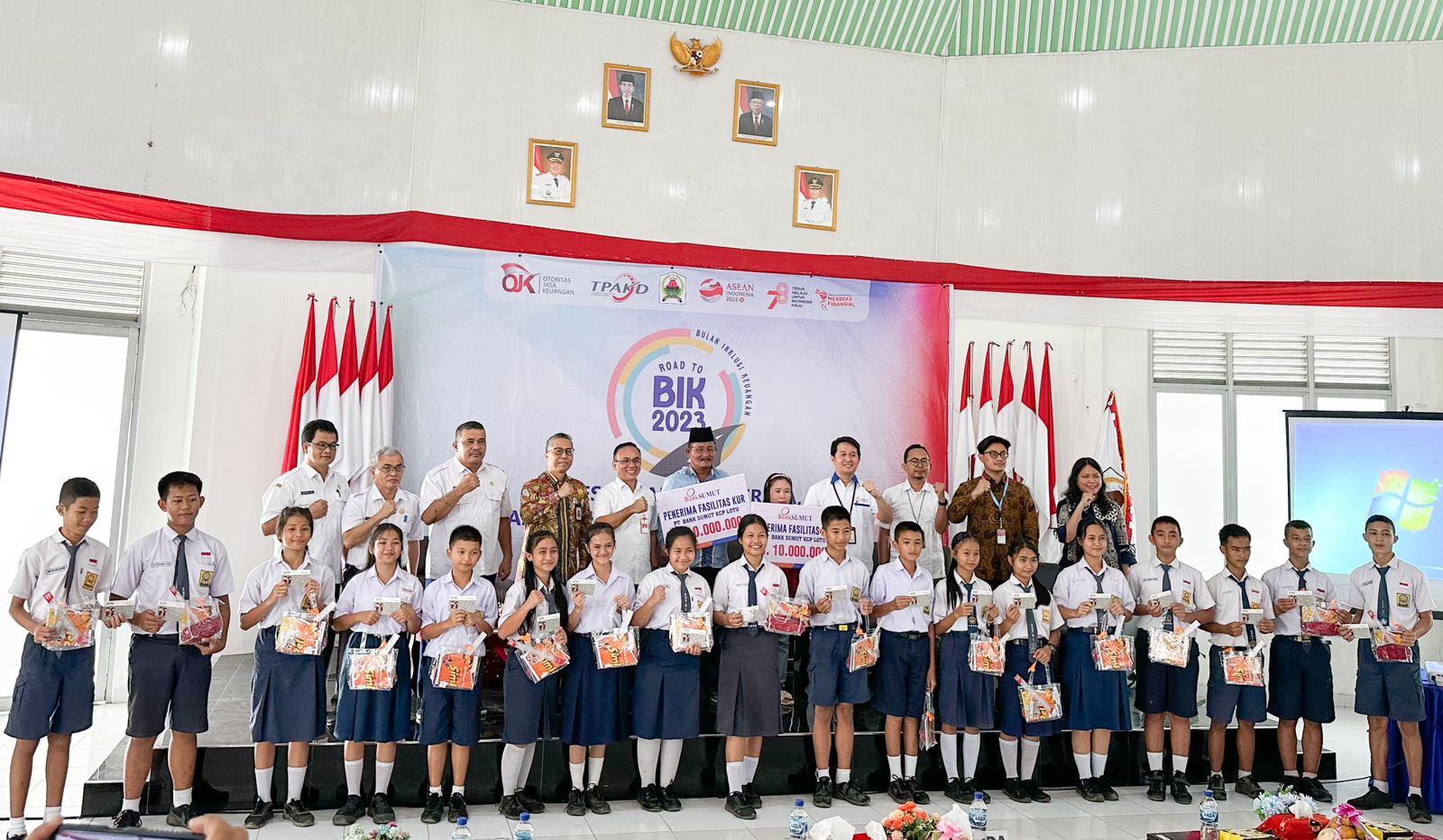 OJK Ajak Pelajar Dan UMKM Di Nias Utara Ikuti Edukasi Keuangan