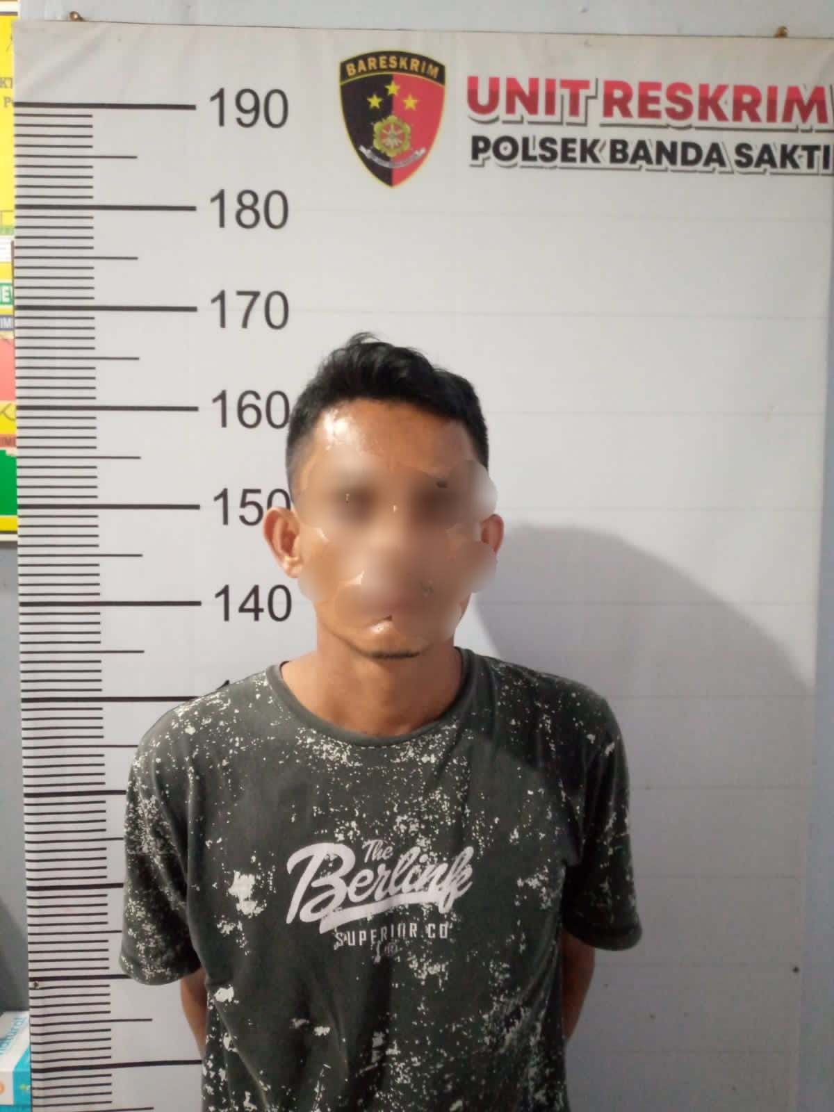 Pemuda Lhokseumawe Buang Sabu Saat Kepergok Polisi