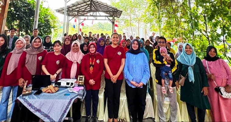 Ketika Bapak-bapak Jadi Peserta Diskusi Smart Parenting Di Rumah Literasi Ranggi