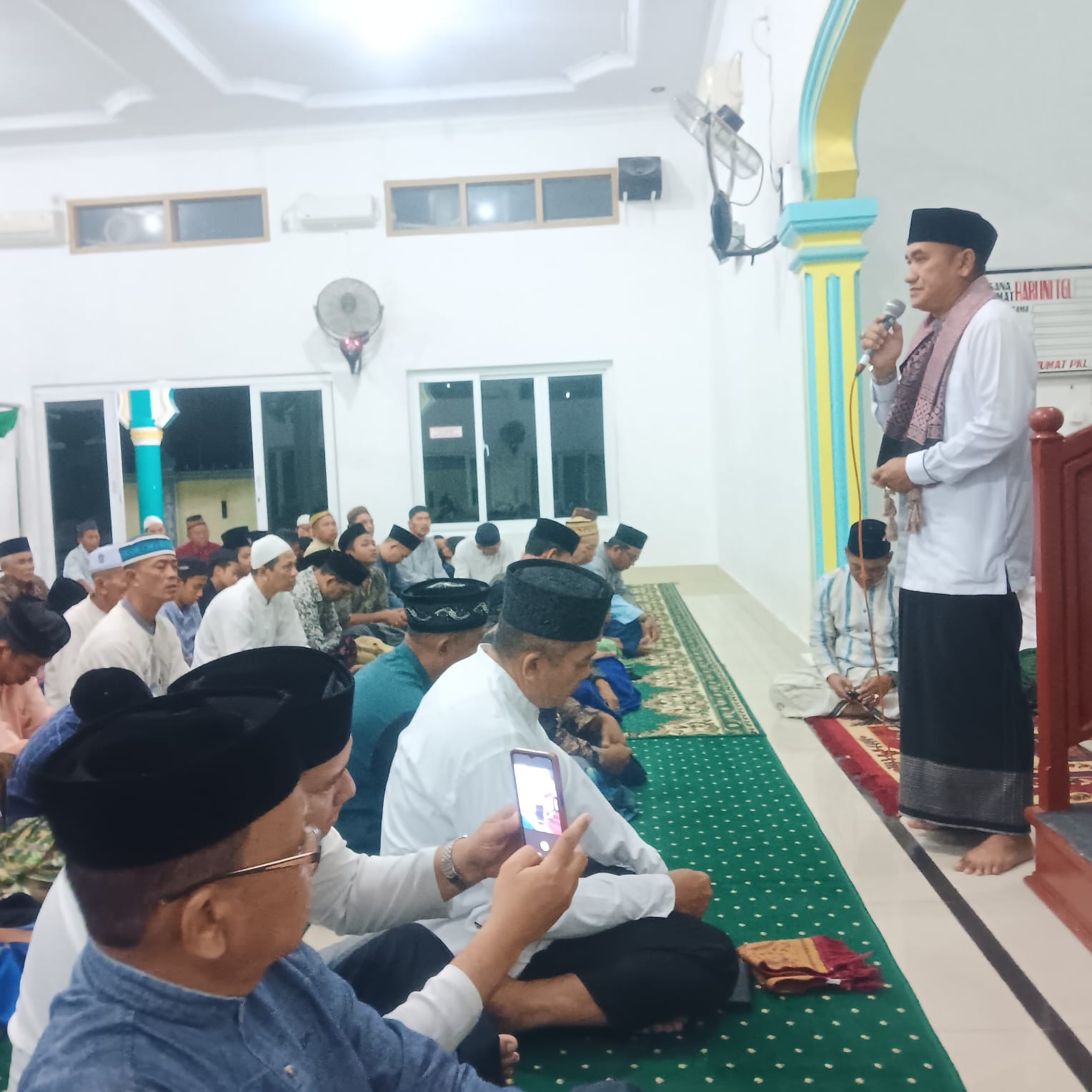 Banggalah Dengan Anak Yang Mau Shalat