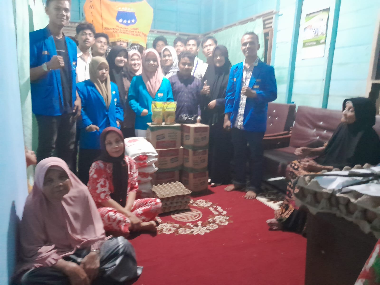 PMII Madina Galang Dana Bantu Korban Kebakaran