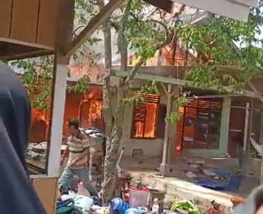 Di Sosa, Rumah Janda Ludes Terbakar