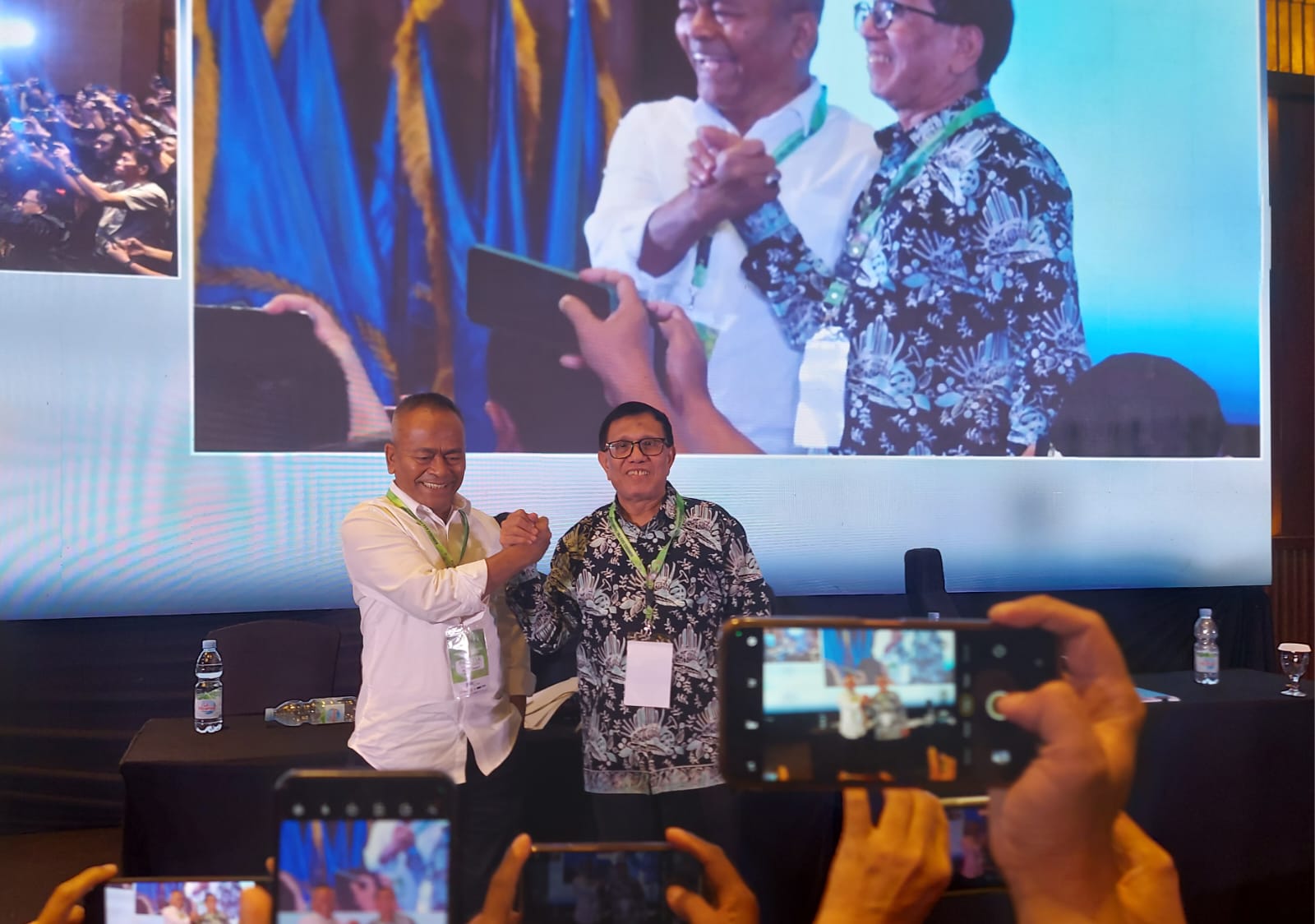 Hendry Revans Kalahkan Atal Pimpin PWI Pusat
