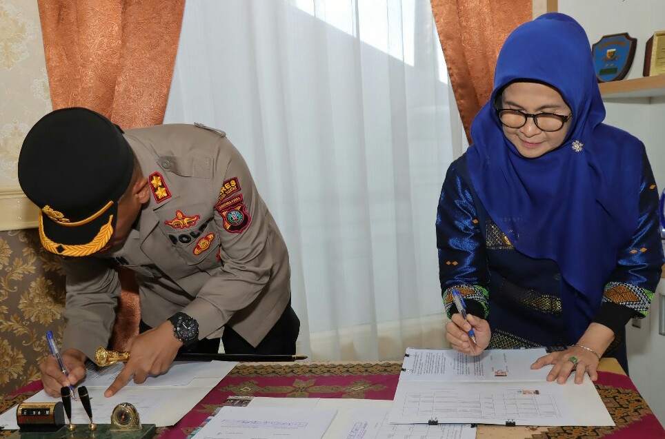 Wali Kota Bersama Kapolres Tandatangani MoU Penggunaan CCTV Pelintas P. Siantar