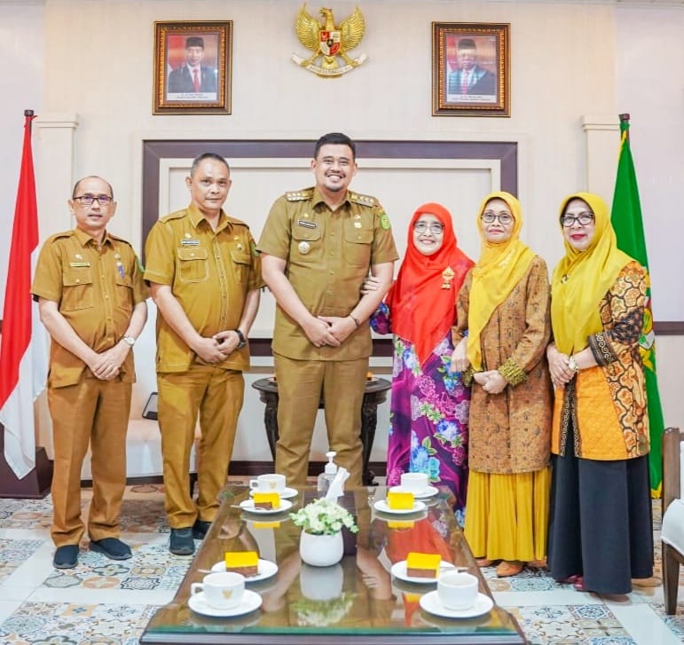 Wujudkan Pemilu Damai, Bobby Nasution Ingin PW Muslimat NU Penyejuk di Tengah Masyarakat