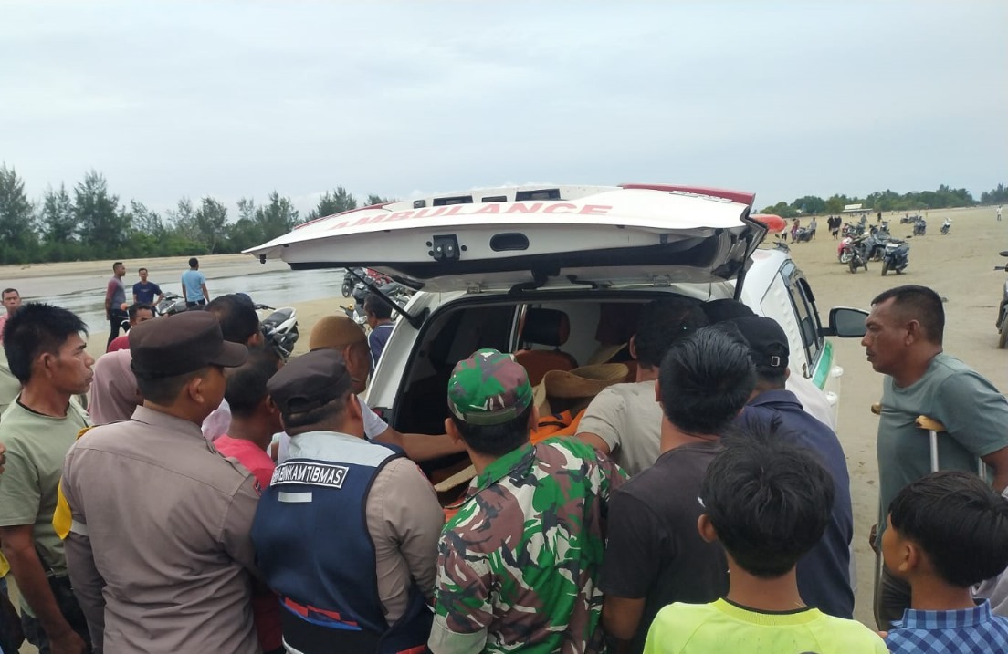 Boat 'Oskadon' Dihantam Ombak Satu Nelayan Meninggal, 2 Selamat