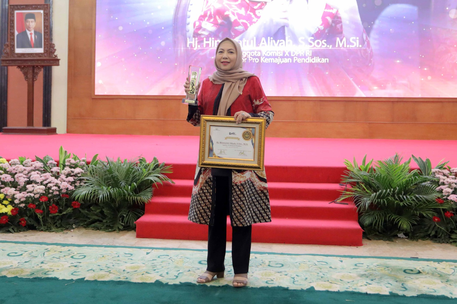 Terima KWP Award 2023, Himmatul: Jadi Pemicu Untuk Terus Berjuang