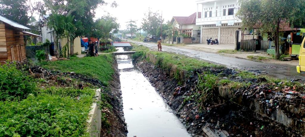 Saluran Dibersihkan, Warga Diminta Jangan Buang Sampah Ke Irigasi