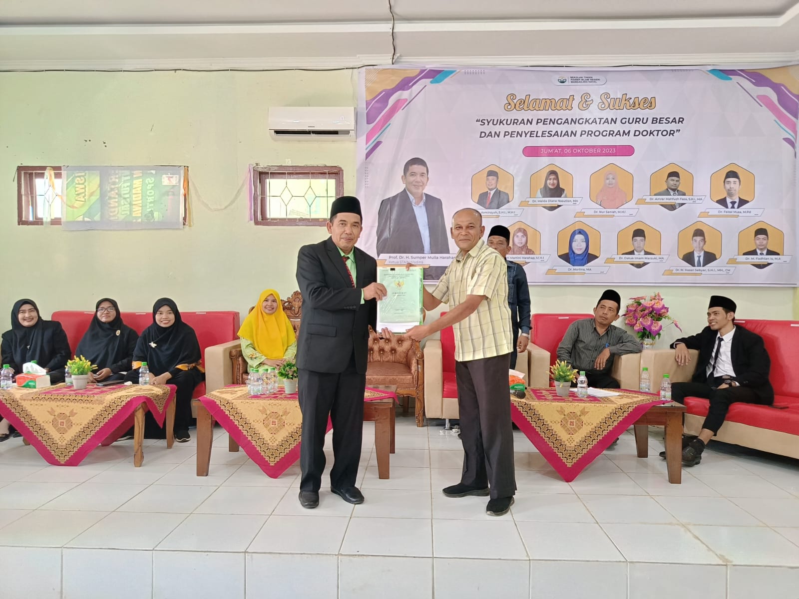 Sumper Mulia Harahap Raih Gelar Profesor