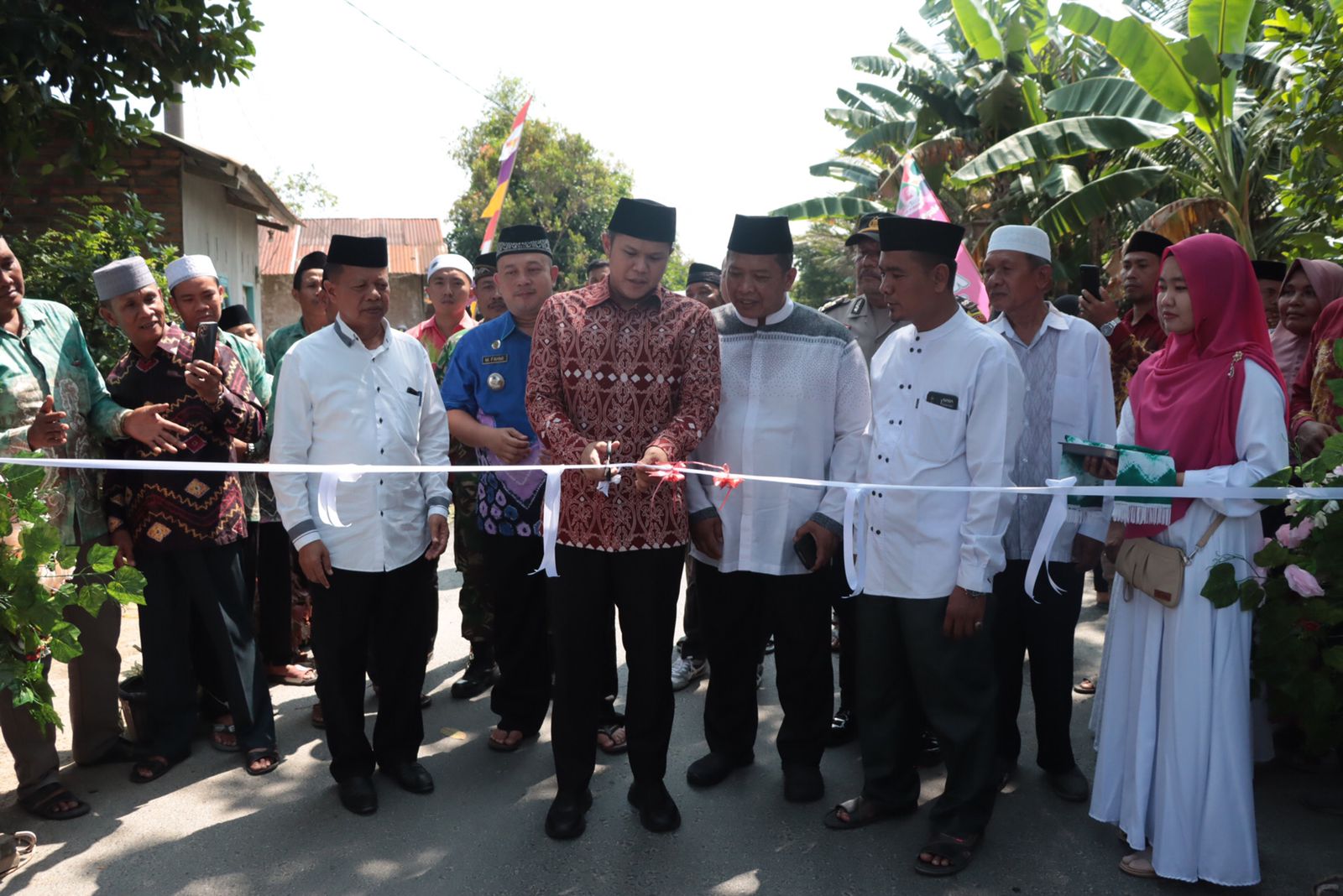 Wabup Sergai Resmikan Jalan Di Perbaungan