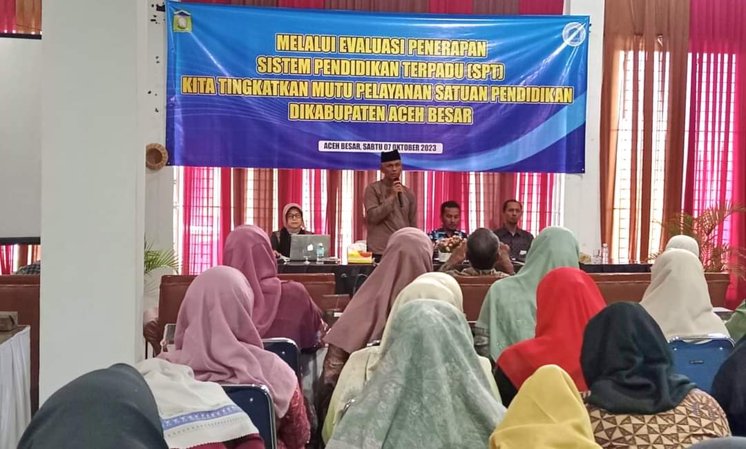 Evaluasi Penerapan Program SPT Untuk Pembentukan Karakter Islami