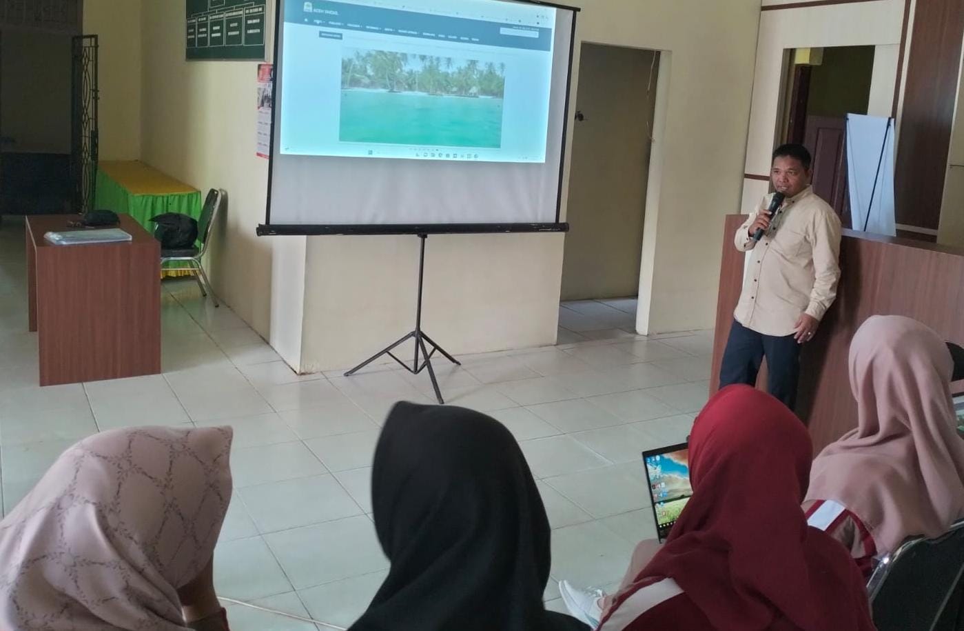 Aceh Singkil Luncurkan Website Ipro Digital