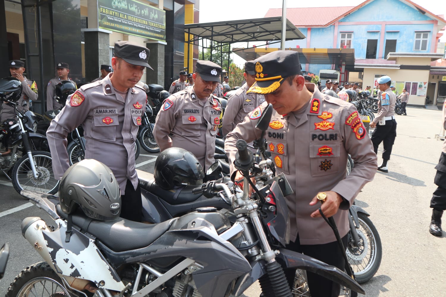 Kapolres Agara Cek Kendaraan Dinas Bhabinkamtibmas