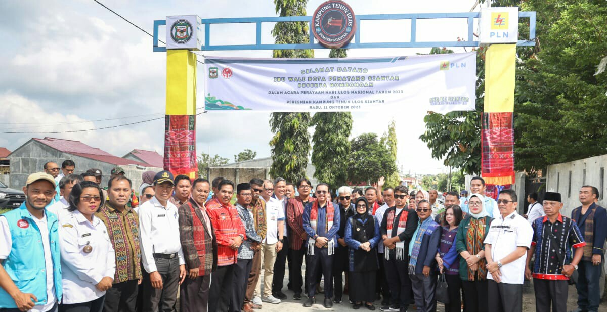 Wali Kota Resmikan Kampung Tenun Ulos P. Siantar