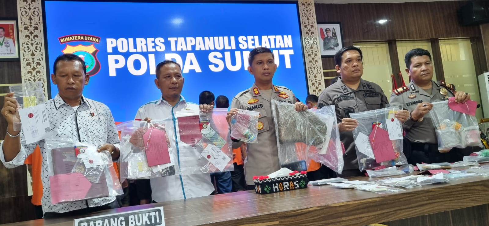 Polres Tapsel Tangkap 27 Tersangka Narkoba