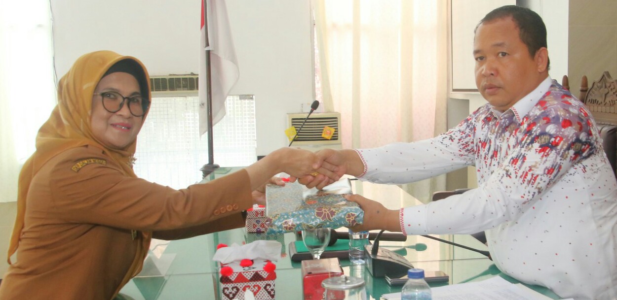 DPRD P. Siantar Bahas Ranperda Pajak, Retribusi Dan Lambang Daerah