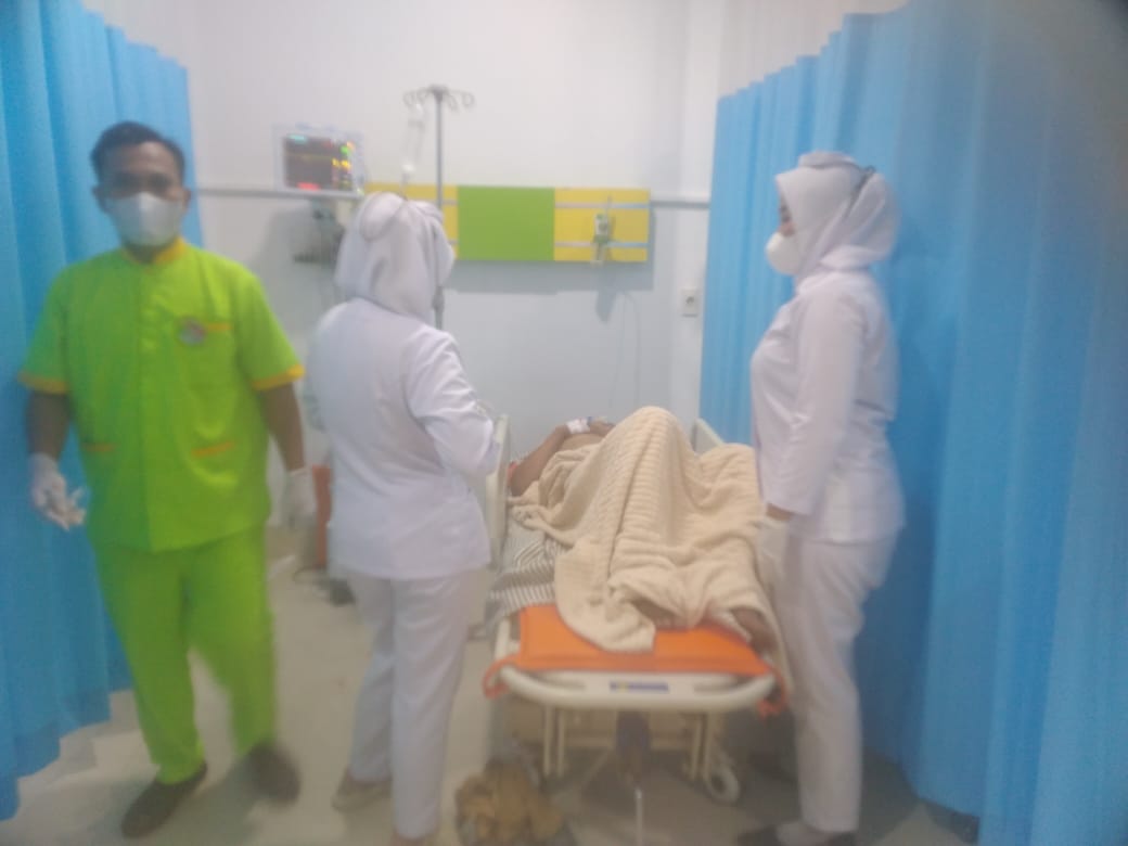 Penertiban Atribut Peserta Pemilu Di P. Siantar Yang Langgar Aturan