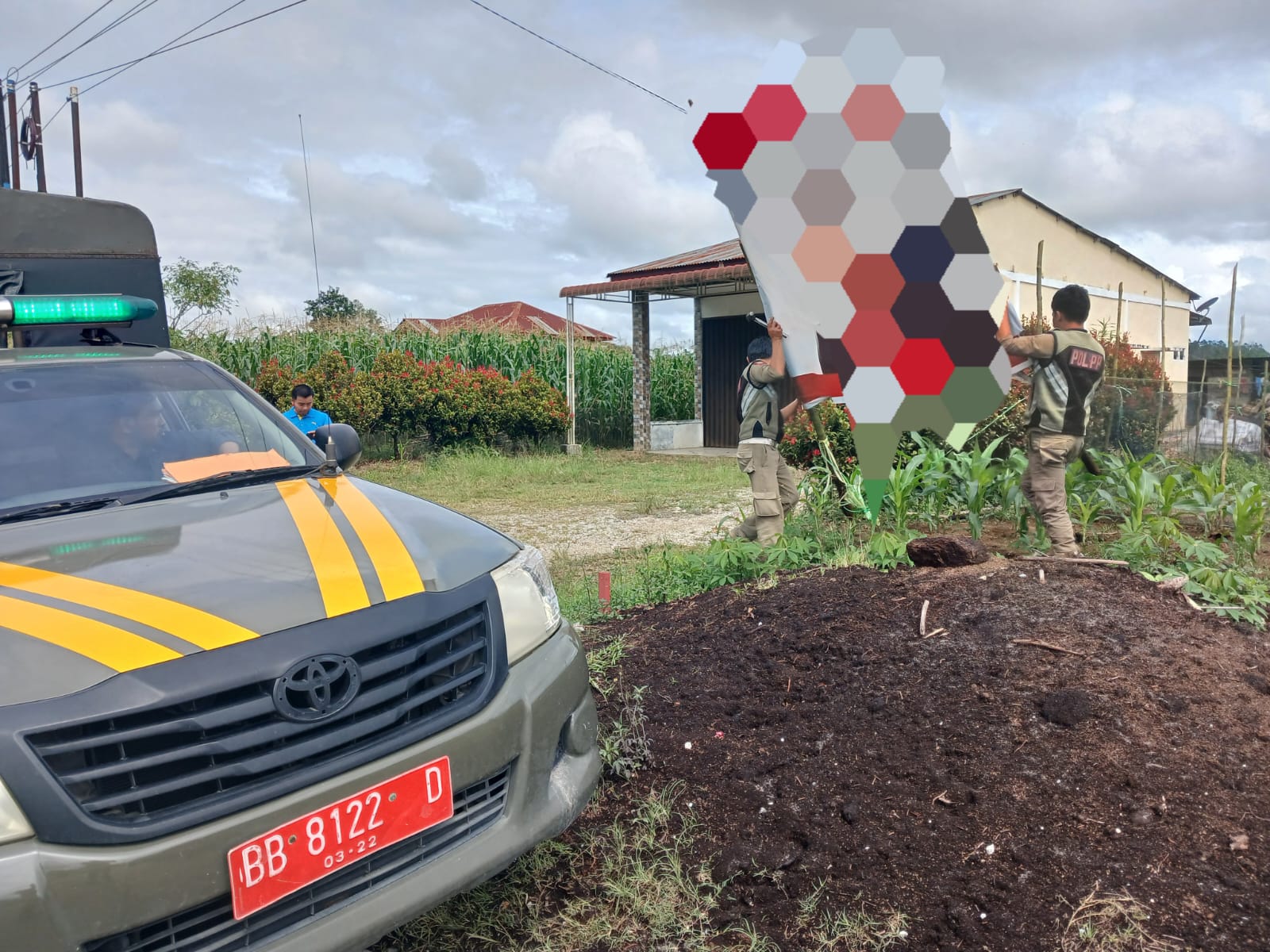 Panwaslu Lintongnihuta Sapu Bersih APS Bermuatan Kampanye