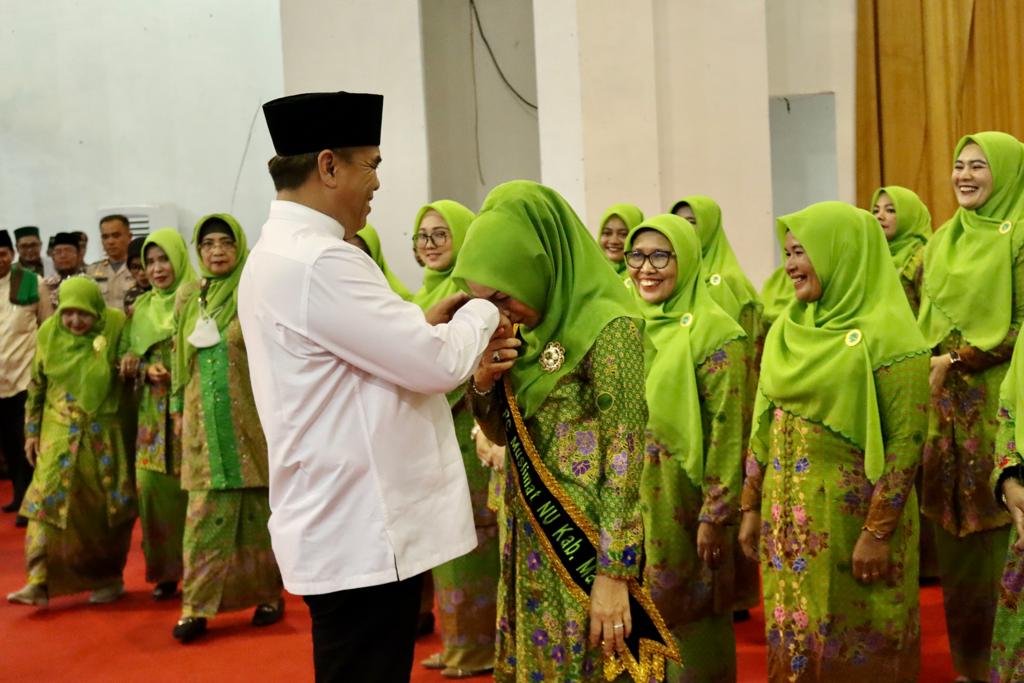 Bunda Eli Diharap Terus Membina Kaum Milenial Madina