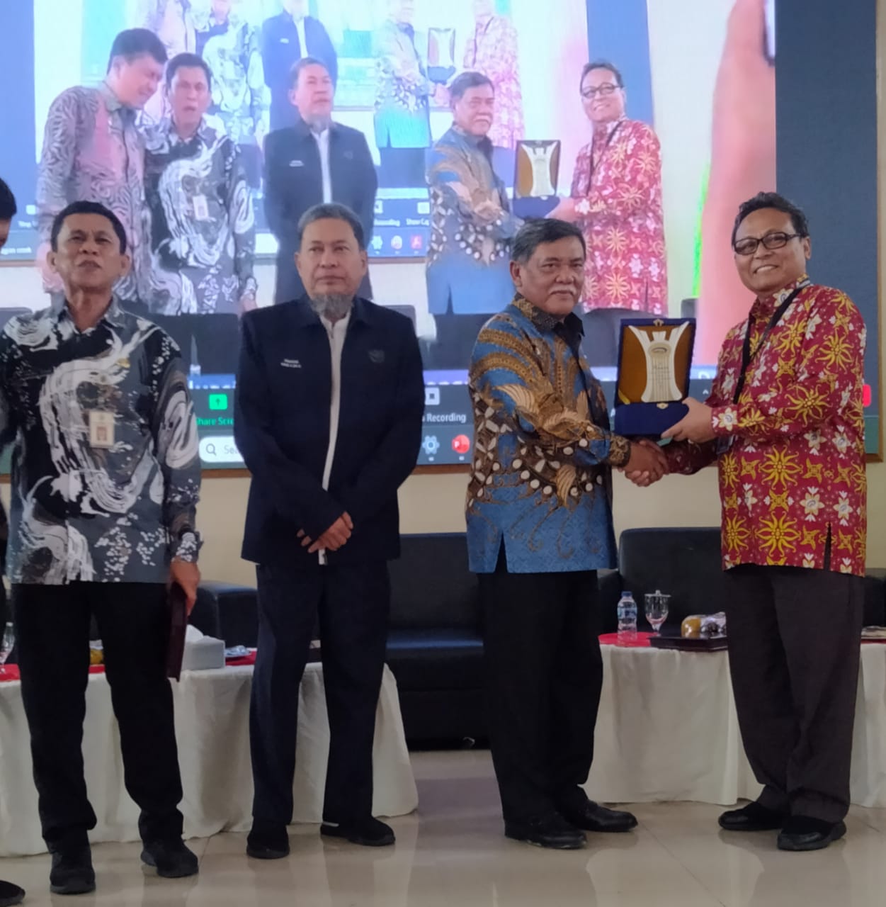 Plt Bupati DS: Desa Garda Terdepan Dalam Pembangunan Kemasyarakatan