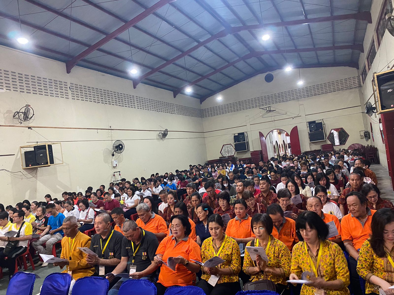 11 Bhikkhu Hadiri Kathina Di Asahan