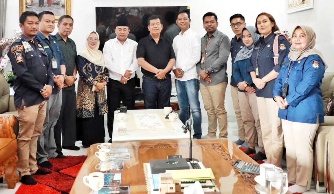 Terima Audiensi KPU, Bupati Simalungun: Jaga Netralitas