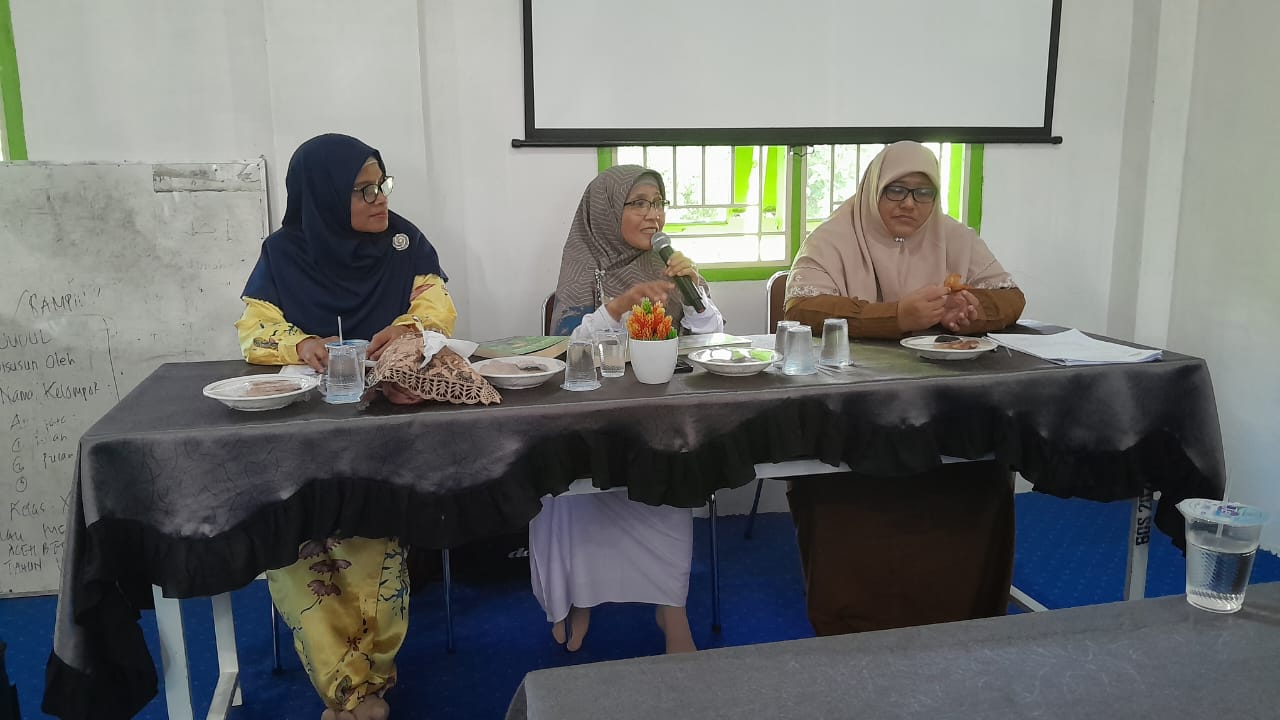 Komunitas Literasi Kayang Bertandang Ke SMKS Mahyal Ulum