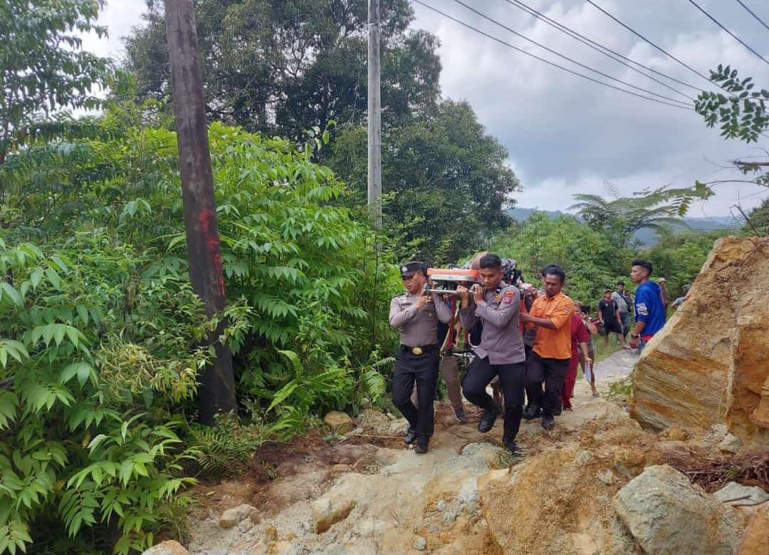 Longsor Di Humbahas, Dua Orang Meninggal, 6 Luka