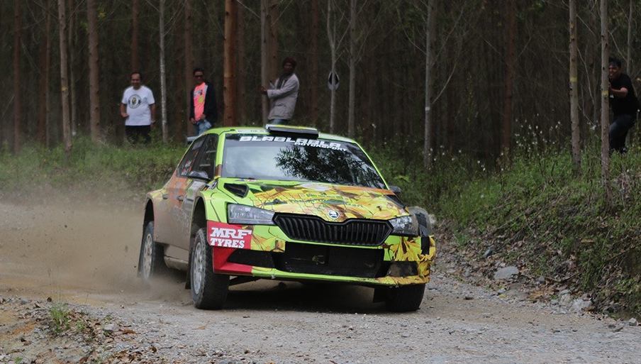Persaingan Seru Danau Toba Rally