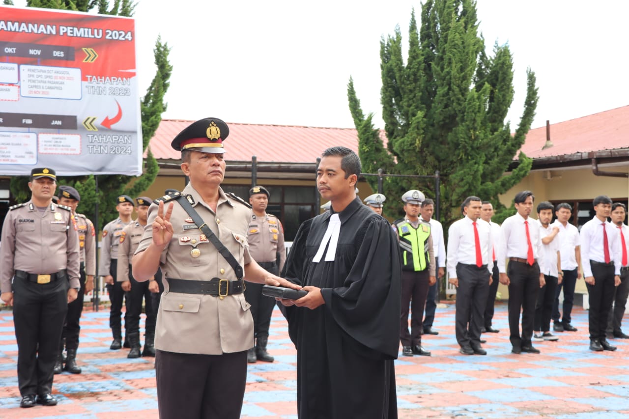 Kapolsek Pangaribuan Polres Taput Dilantik, 2 Pejabat Purna Bhakti Dilepas