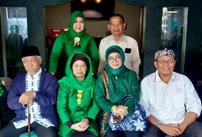 Rayakan Hari Ibu, Wanita Pujakesuma Sumut Berbagi Dan Tetap Solid