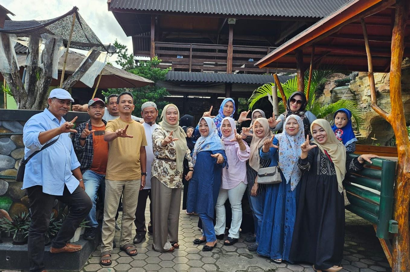 Reuni SMKN 1 Langsa Angkatan 98 Merajut Silaturahmi