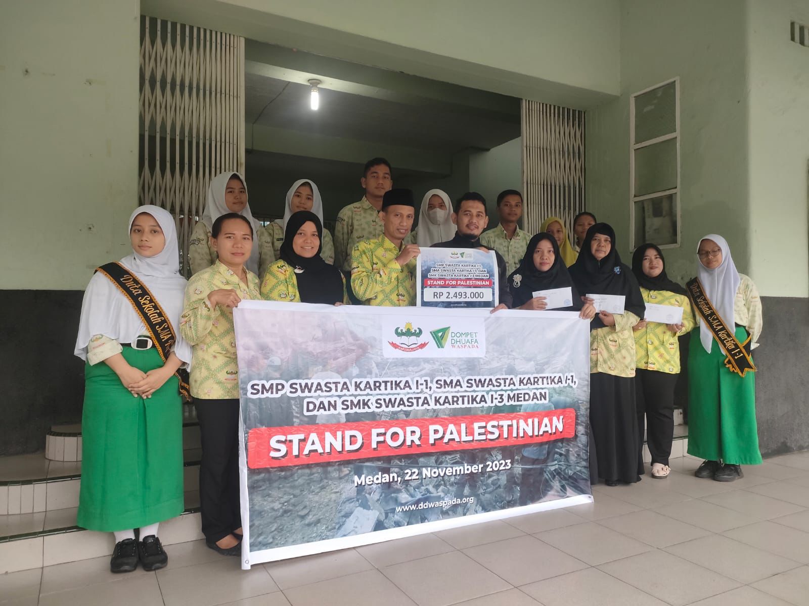 SMP-SMA Kartika I-1 Medan dan SMK Kartika I-3 Medan Donasi Untuk Palestina