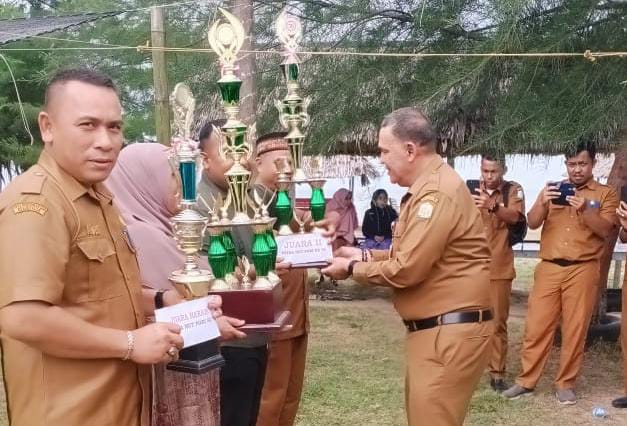 Kompetisi Olahraga Perkuat Kekompakan Guru