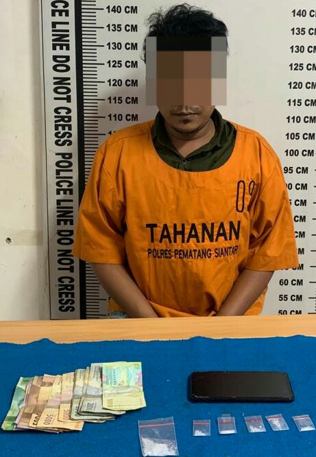 Bawa Sabu, Polres P. Siantar Cegat Pengendara Sepeda Motor