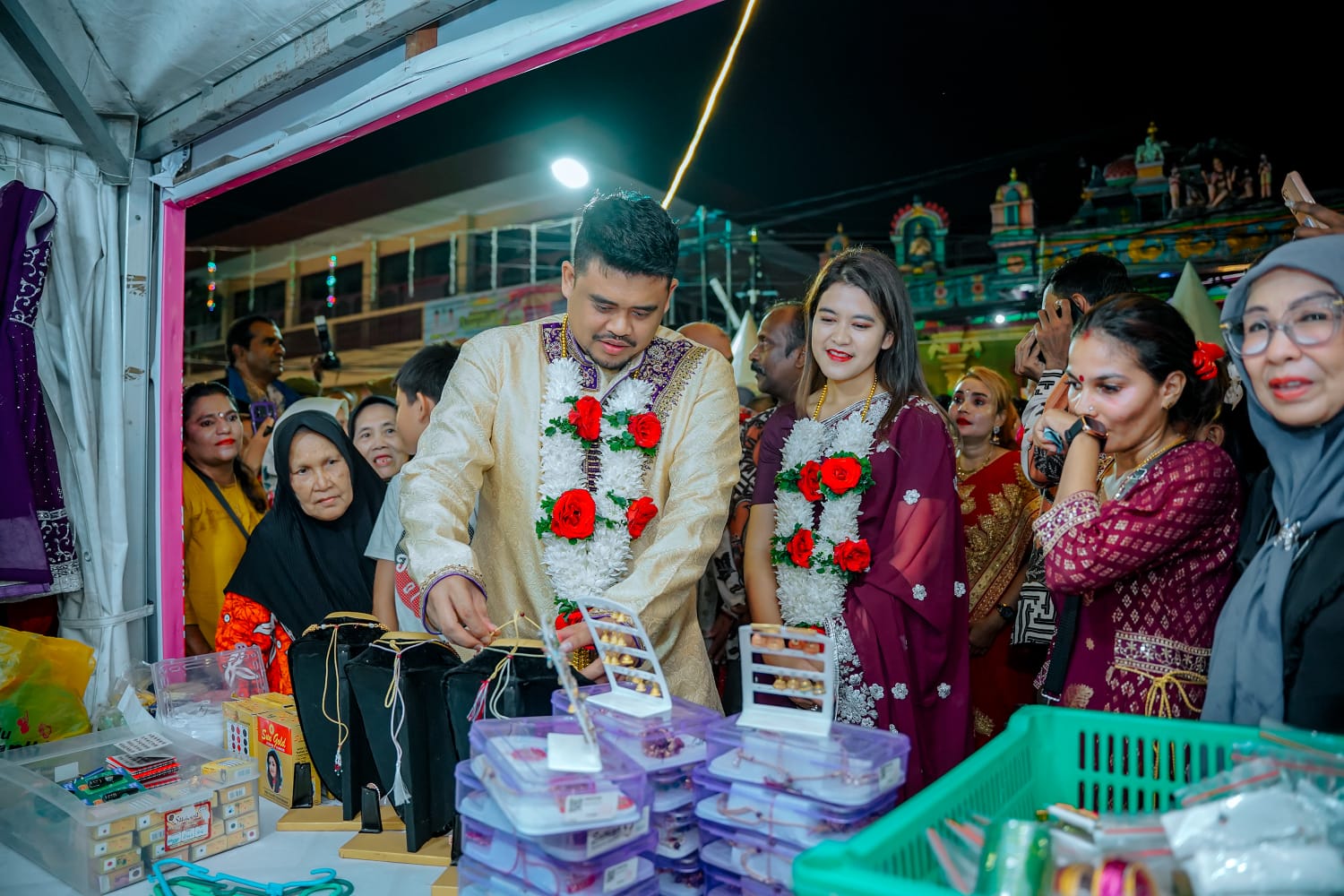 Hadiri Perayaan Deepavali Bersama Ribuan Umat Hindu, Bobby Nasution Dukung Deepavali Jadi Libur Nasional