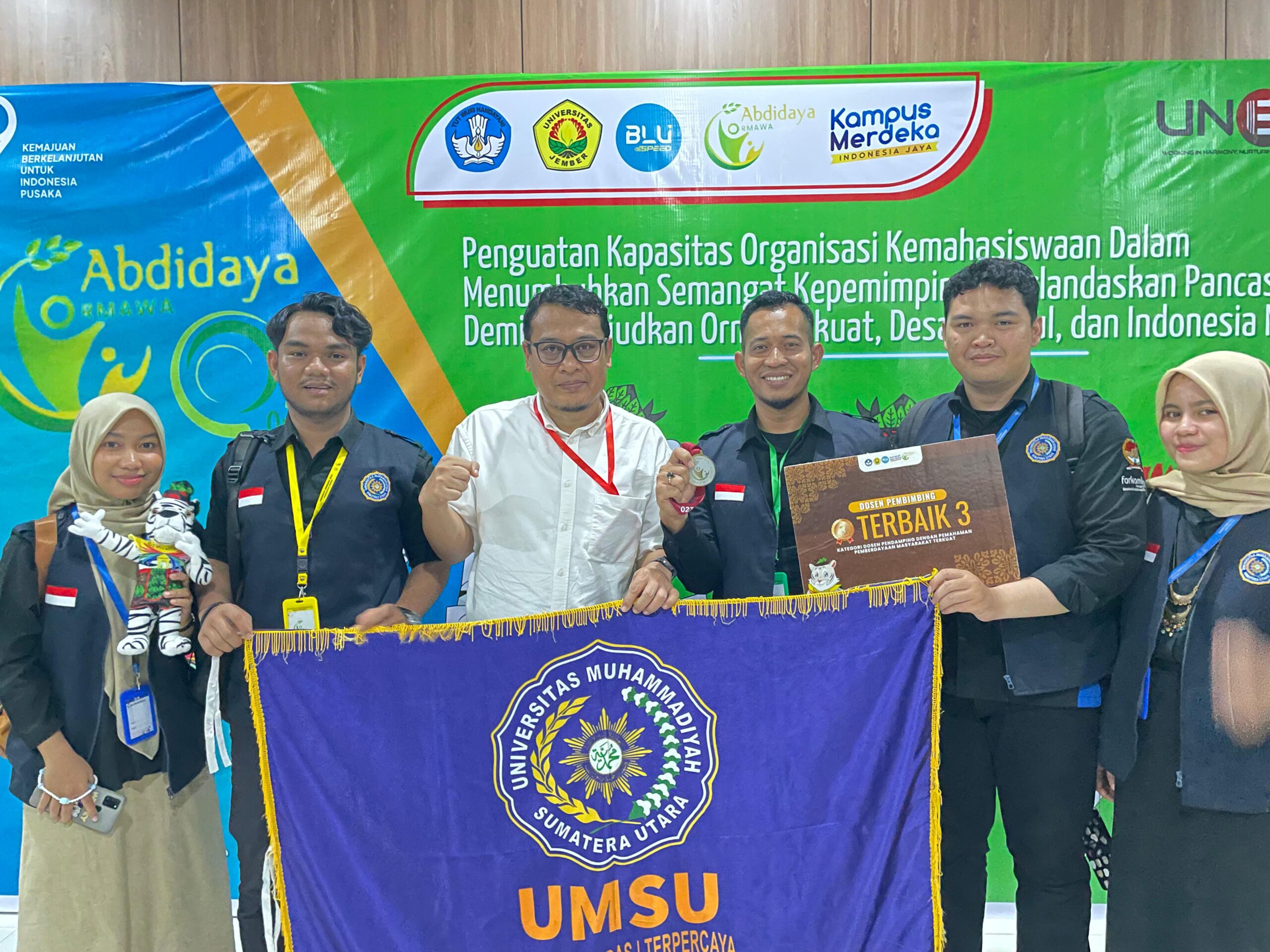 Tim PPK ORMAWA HMJ KSFISIP UMSU Juara 3 Nasional