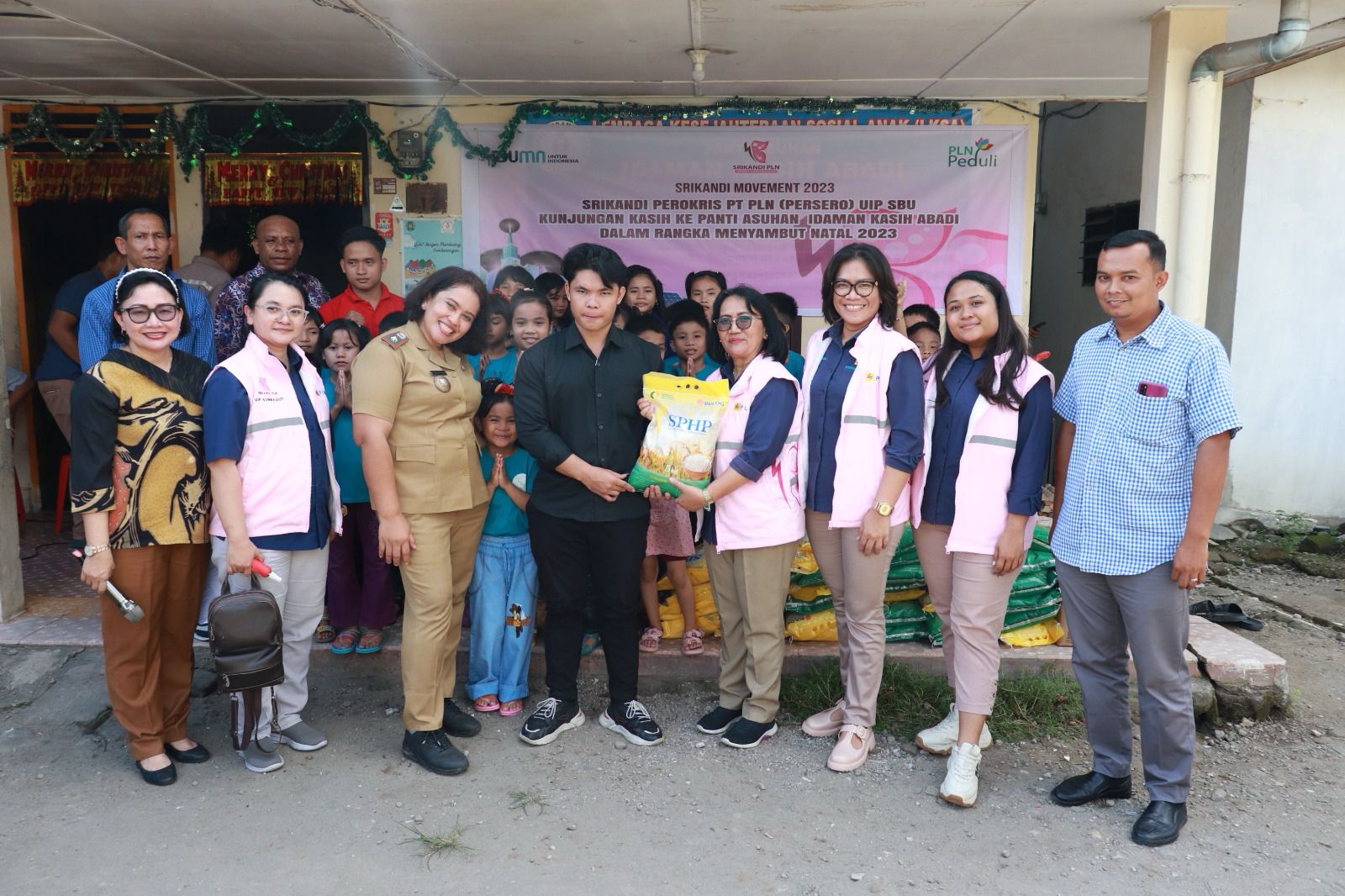 Sambut Natal 2023, Srikandi PLN UIP SBU Berbagi Kasih ke Panti Asuhan